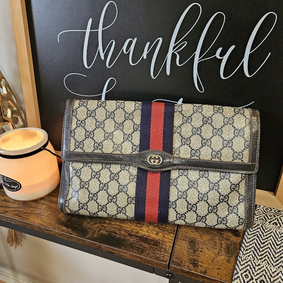 Gucci Large Clutch - Picture 2 of 6